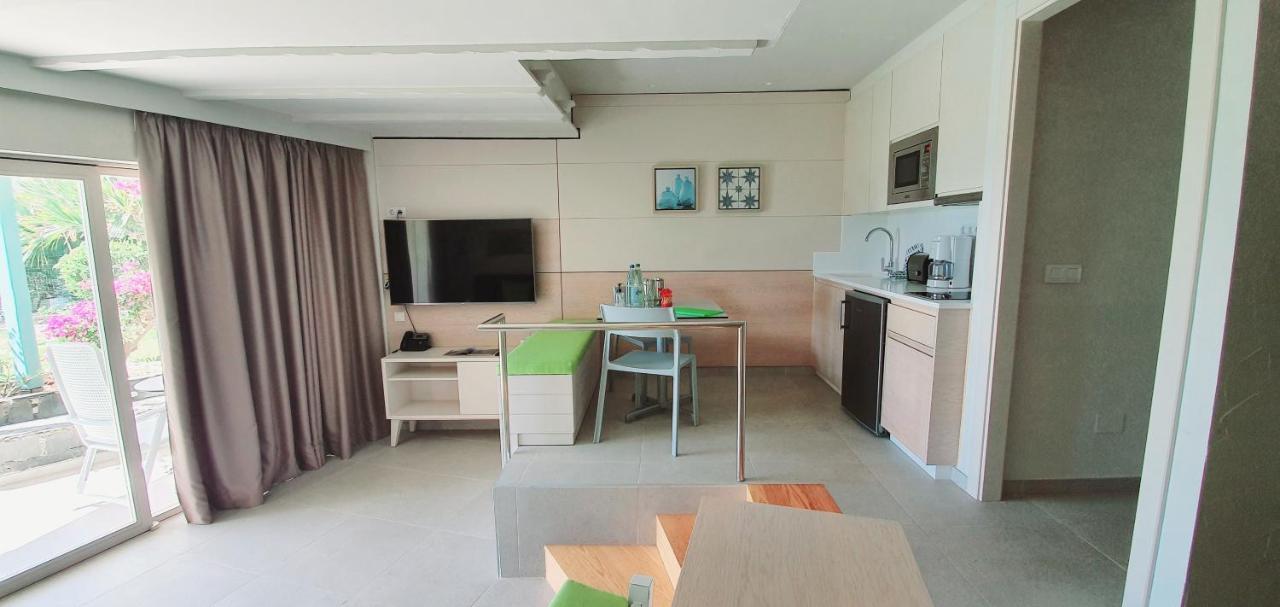 Apartamentos Casas Carmen - Adults Only Playa del Inglés Exterior foto
